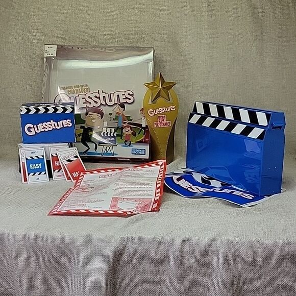 Guesstures Hilarious High-Speed Charades GameFamily Complete 2008 - Picture 2 of 7